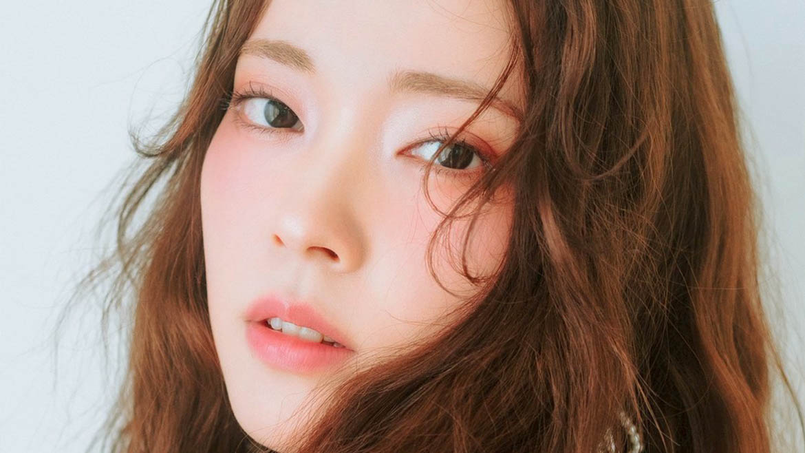 ヘアメイク：栁井遥伽（Linx）